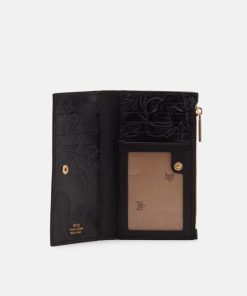 Fashionpost.shopc7cf070cba 2