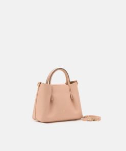 Fashionpost.shopd8a4a590e9 2