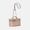 Fashionpost.shope5d27f32de 2