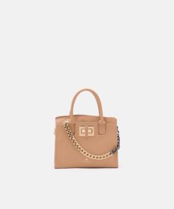 Fashionpost.shopf939b1b8a1 1